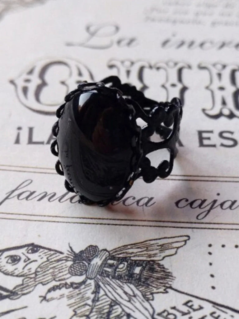 Vintage Gothic Midnight Vampire Eye Ring SCARLET DARKNESS