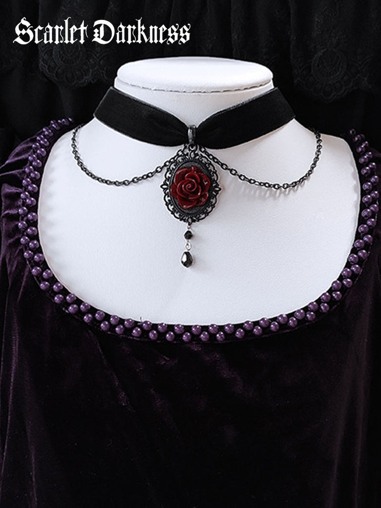 A Rose in Midnight Gothic Red Rose Choker SCARLET DARKNESS